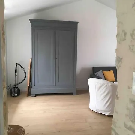 Renove 6 Pers, Grand Jardin, Tres Calme Feriehus *